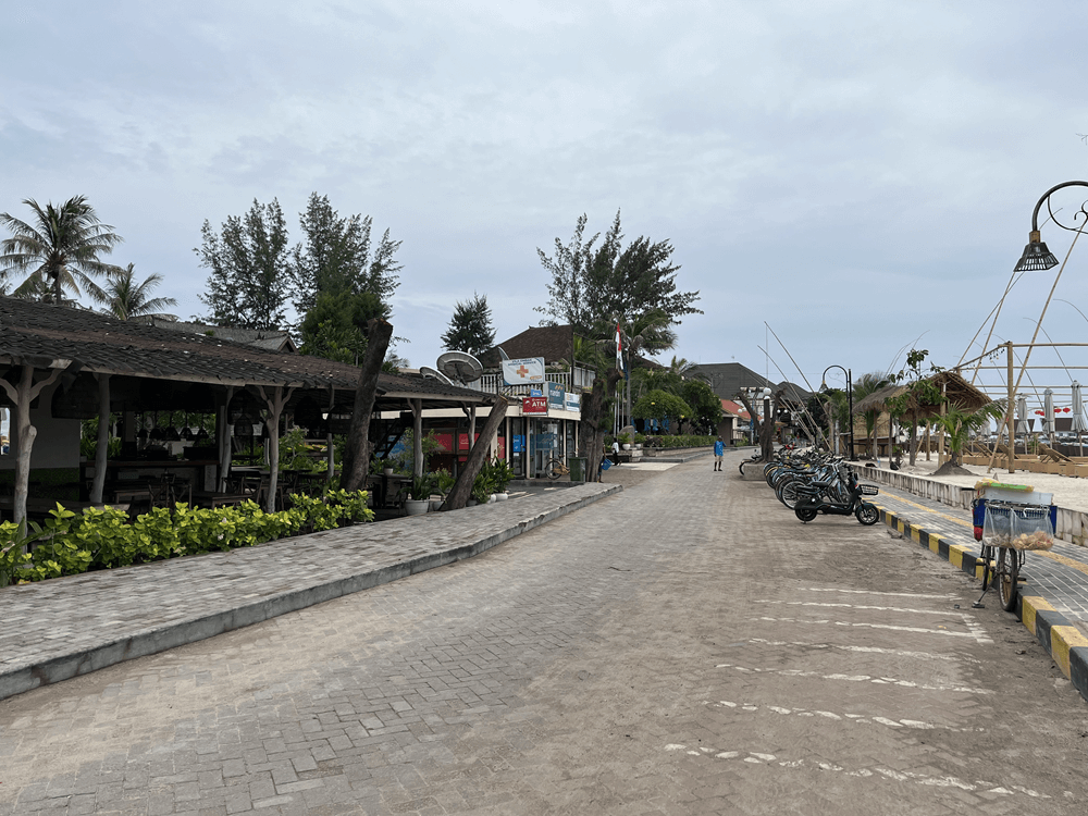 Ambience around sunset point close to Gili Trawangan places to stay, perfect for relaxing and exploring the island.